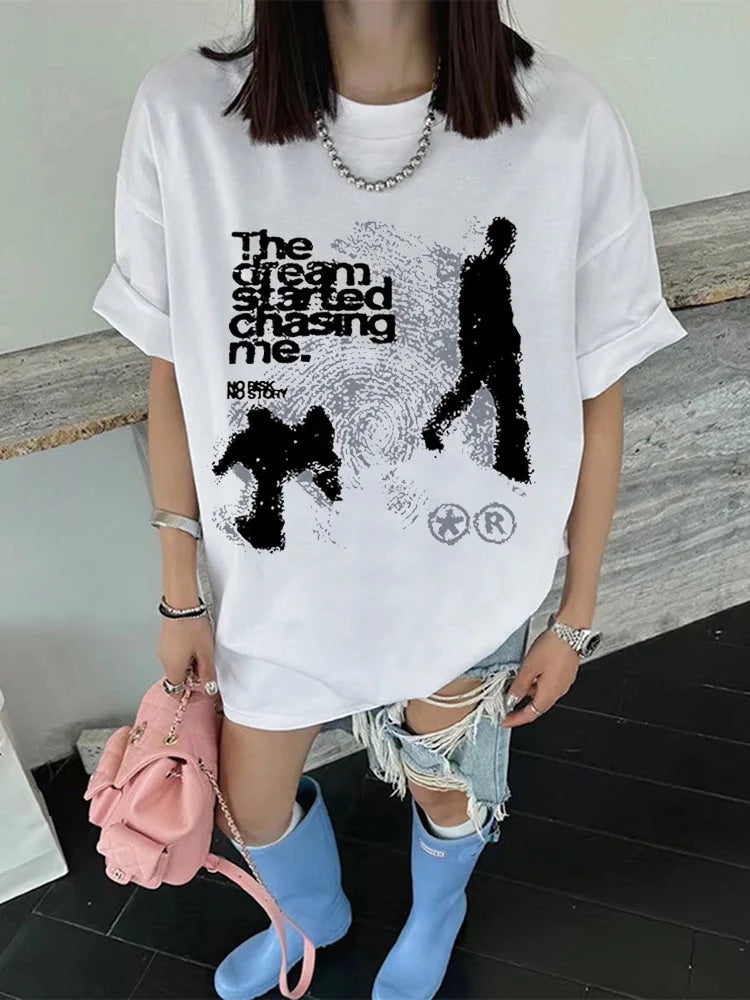 'DREAM CHASER' GRAPHIC TEE